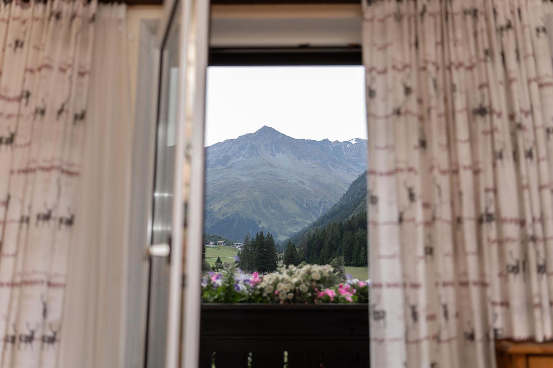 ザンクト・レオンハルト・イム・ピッツタール Haus Margret Bed & Breakfast エクステリア 写真