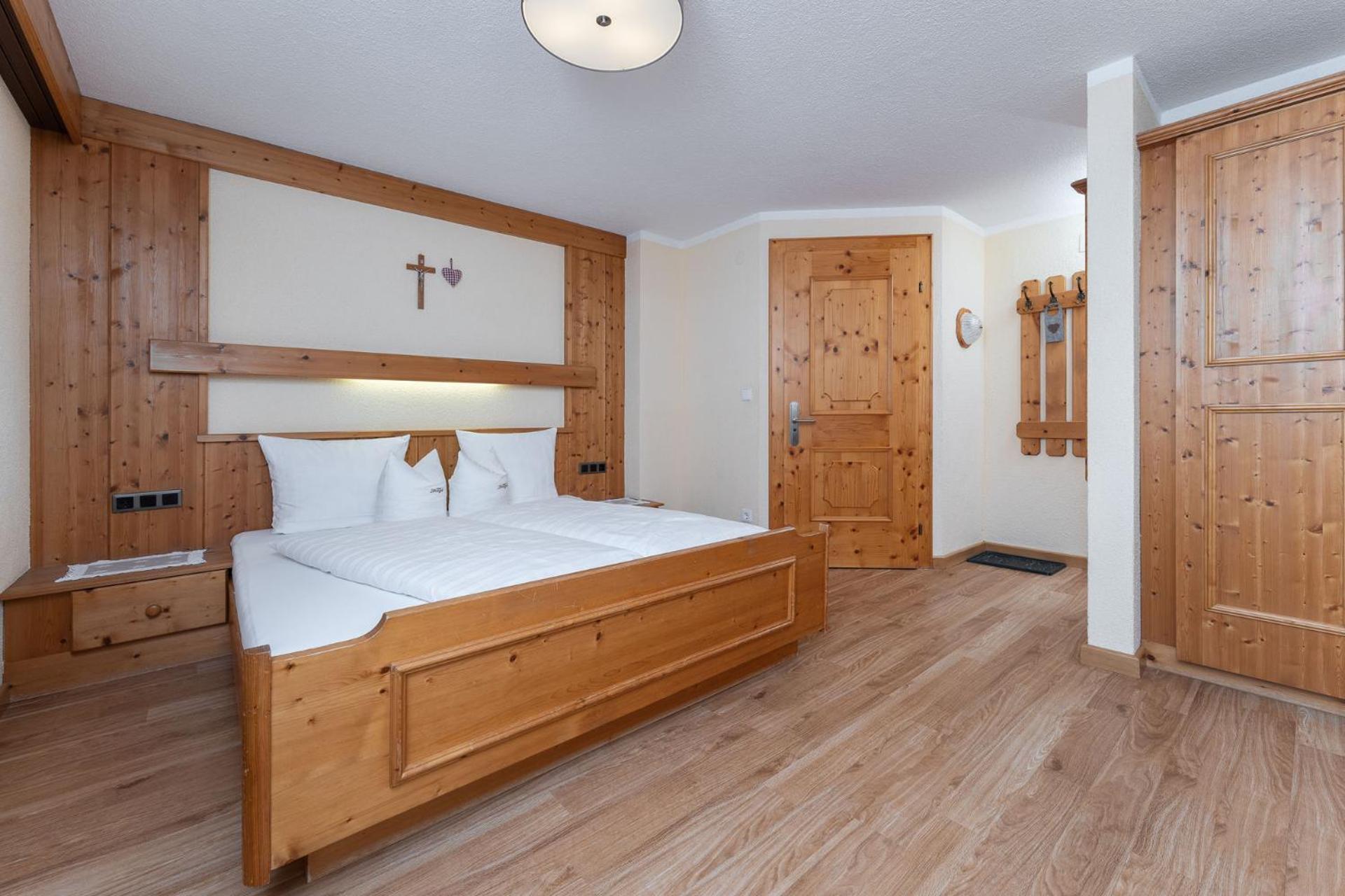 ザンクト・レオンハルト・イム・ピッツタール Haus Margret Bed & Breakfast エクステリア 写真